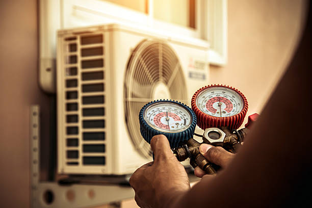 Professional Hvac technician working in Victoria, MN